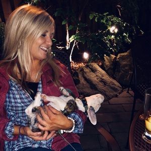 Meet your Posher, Caroline